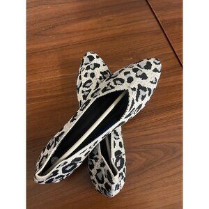 Cheetah Print White and Black Flats Slip On Pointed Size 9 NWT